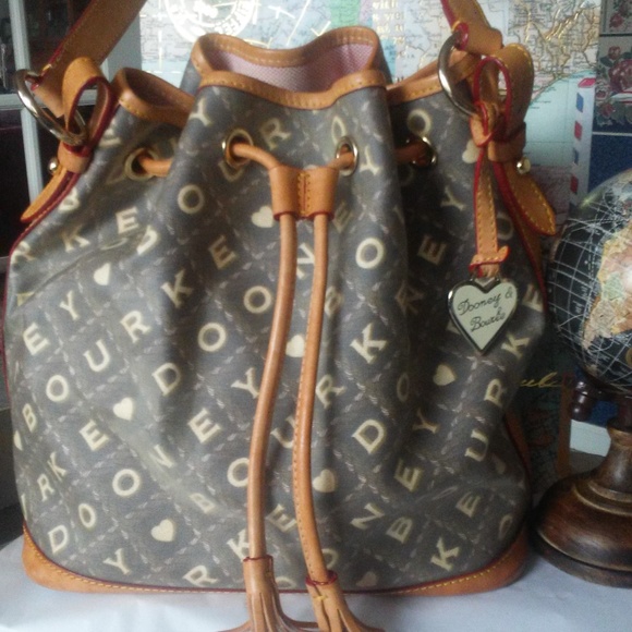Dooney & Bourke Handbags - Vintage Dooney Large Drawstring Bag- EUC